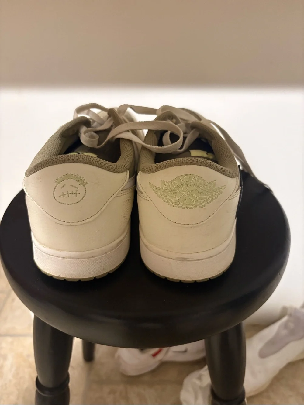 Jordan 1 Golf Low Travis Scott